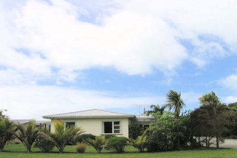 Photo of property in 15 Lysnar Street, Okitu, Gisborne, 4010