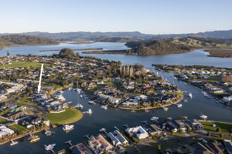 Photo of property in 9 Arawa Lane, Whitianga, 3510