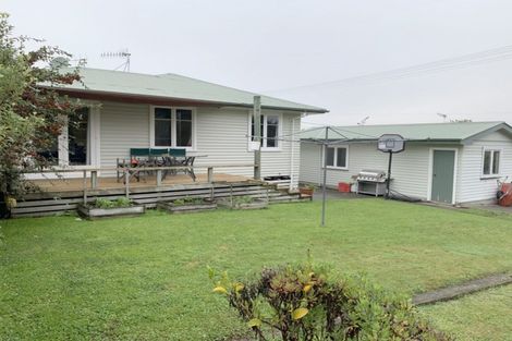 Photo of property in 1 Mcgreevy Street, Waipawa, 4210