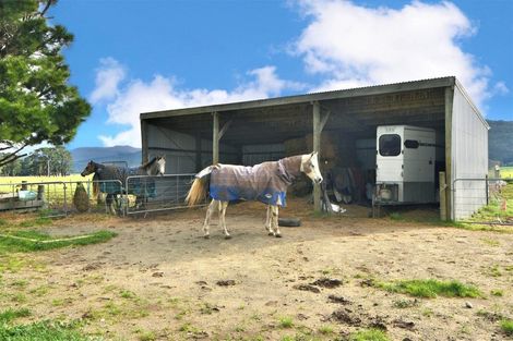 Photo of property in 56 Watersons Line, Dalefield, Carterton, 5791