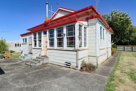 Photo of property in 10 Park Street, Foxton, 4814