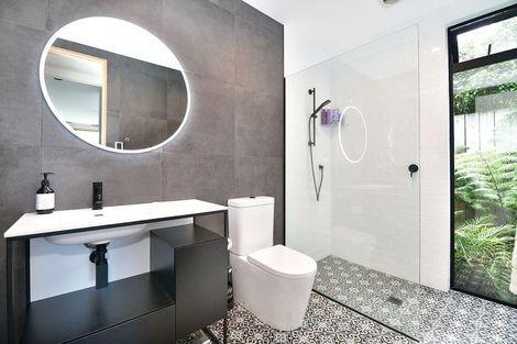 Photo of property in 59 The Circle, Manly, Whangaparaoa, 0930