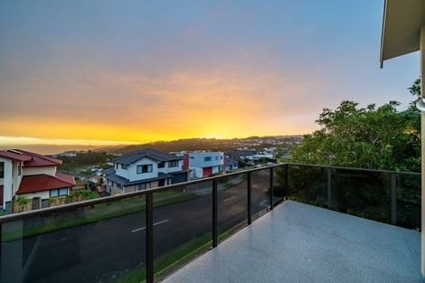 Photo of property in 93 Cedar Street, Maungaraki, Lower Hutt, 5010