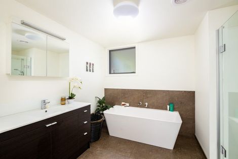 Photo of property in 531 Frankley Road, Hurworth, New Plymouth, 4371