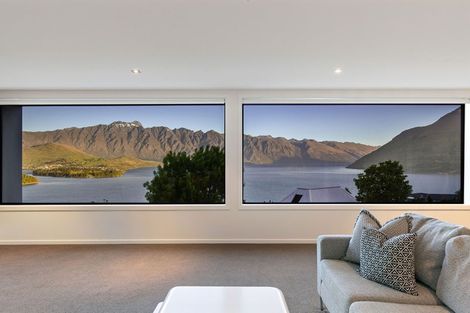 Photo of property in 15 Richards Park Lane, Fernhill, Queenstown, 9300