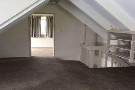 Photo of property in 87 Tawa Road, Kumeu, 0891