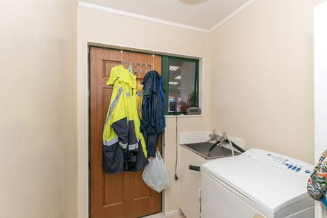 Photo of property in 177 Hakanoa Street, Huntly, 3700