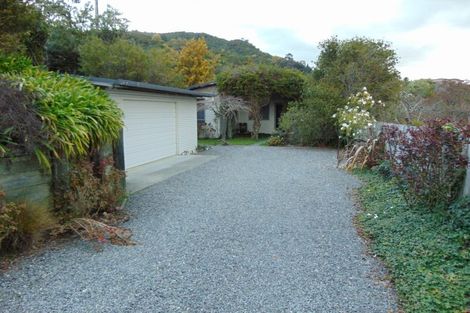 Photo of property in 8 Rutland Street, Picton, 7220