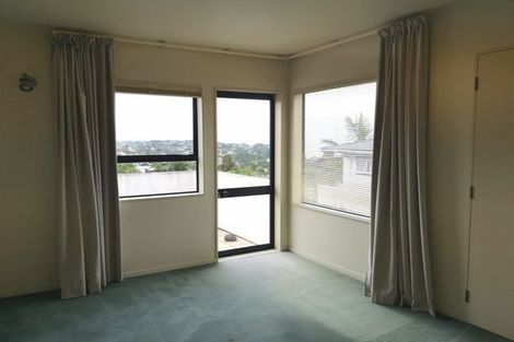 Photo of property in 1/13 Mizpah Road, Waiake, Auckland, 0630
