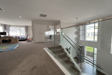 Photo of property in 36 Cilliers Drive, Silverdale, 0932