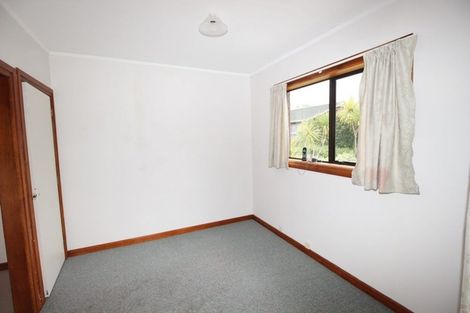 Photo of property in 37 Thorburn Avenue, Red Beach, 0932