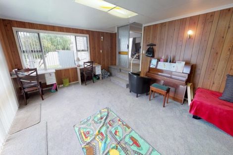 Photo of property in 9 Waterloo Crescent, Hokowhitu, Palmerston North, 4410