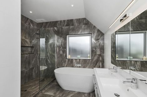 Photo of property in 53 Kotare Street, Fendalton, Christchurch, 8041