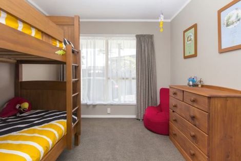 Photo of property in 41 Walworth Avenue, Pakuranga Heights, Auckland, 2010