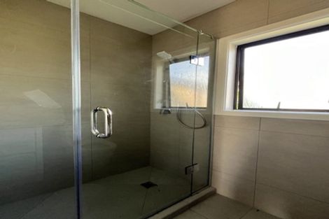 Photo of property in 2/3 Hall Road, Glenfield, Auckland, 0629