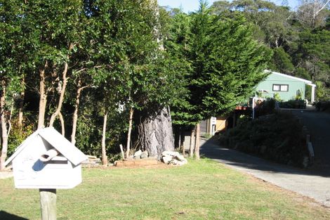 Photo of property in 20 Pomare Road, Russell, 0202