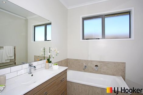 Photo of property in 36 Hillpark Drive, Pokeno, 2402