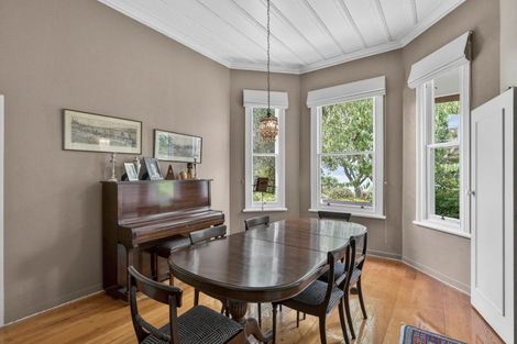 Photo of property in 120 Vauxhall Road, Narrow Neck, Auckland, 0624