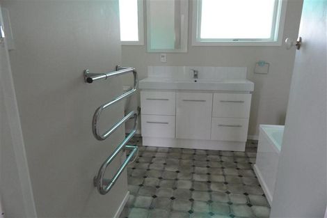 Photo of property in 11 Hilltop Avenue, Morningside, Whangarei, 0110