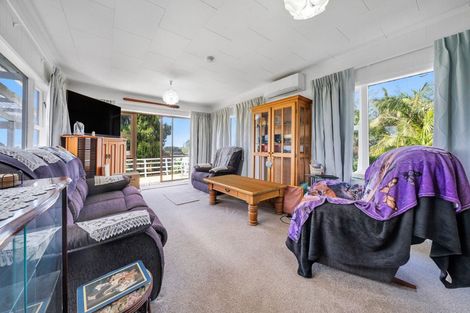 Photo of property in 14 Lucas Place, Weymouth, Auckland, 2103