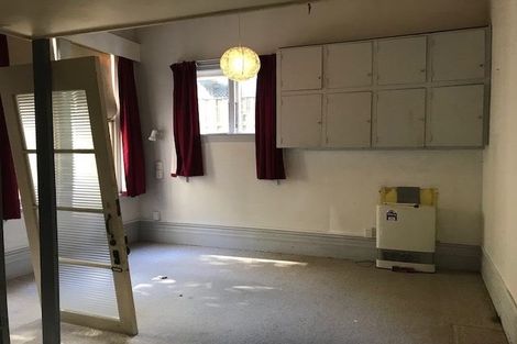 Photo of property in 18 Talavera Terrace, Kelburn, Wellington, 6012