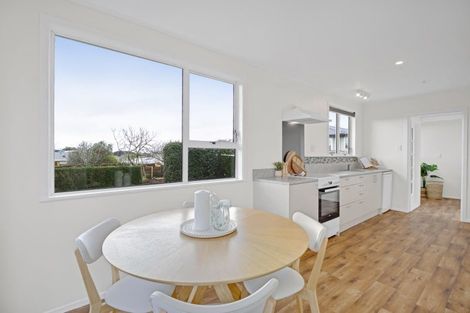 Photo of property in 9 Elm Grove, Westown, New Plymouth, 4310