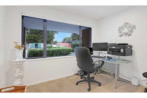 Photo of property in 205 High Street, Oxford, 7430