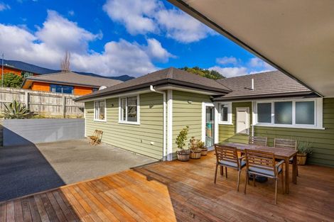 Photo of property in 4 Pukeko Place, Picton, 7220