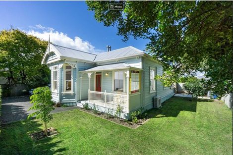 Photo of property in 22a Summer Street, Stanley Point, Auckland, 0624