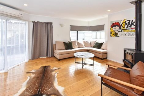 Photo of property in 113 Carnoustie Drive, Wattle Downs, Auckland, 2103