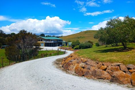 Photo of property in 9/11 Ocean View Road, Cable Bay, 0420