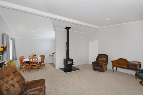 Photo of property in 3 Boundary Road, Hikurangi, 0114