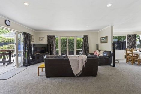 Photo of property in 4 Cobden Place, Woodend, 7610