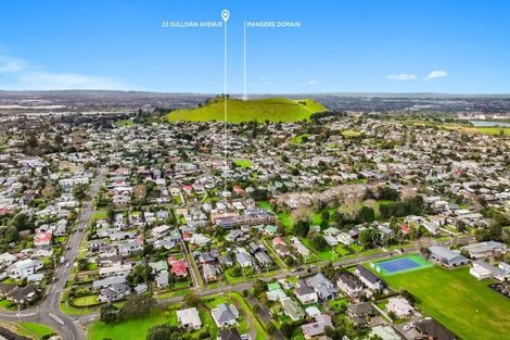 Photo of property in 23 Sullivan Avenue, Mangere Bridge, Auckland, 2022
