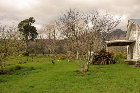Photo of property in 1773a Whataroa Highway, Whataroa, 7886
