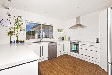 Photo of property in 1 Pinehurst Close, Te Kamo, Whangarei, 0112