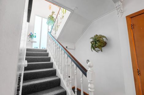 Photo of property in 9 Tamatea Road, Taupo, 3330