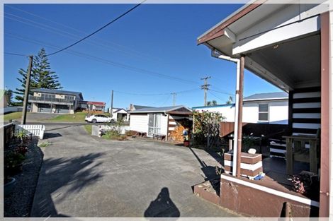 Photo of property in 167 Seabury Avenue, Foxton Beach, Foxton, 4815