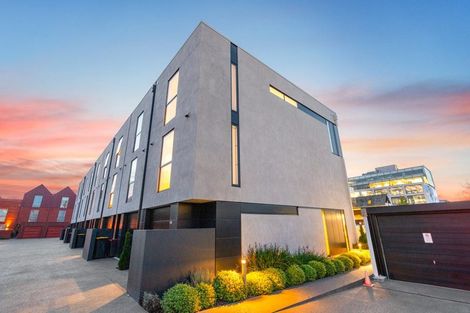 Photo of property in 8/35 Kilmore Street, Christchurch Central, Christchurch, 8013