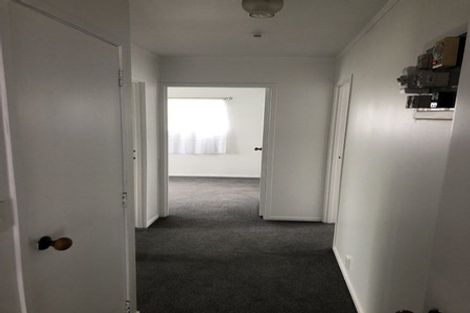 Photo of property in 2/388 Te Atatu Road, Te Atatu Peninsula, Auckland, 0610