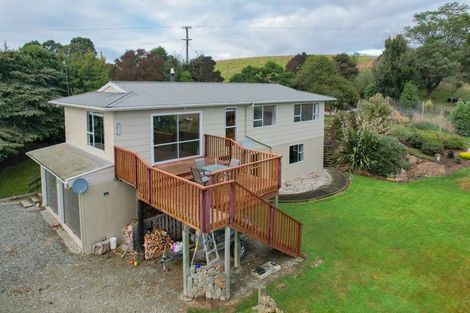 Photo of property in 1 Hollyburn Road, Hampden, 9410