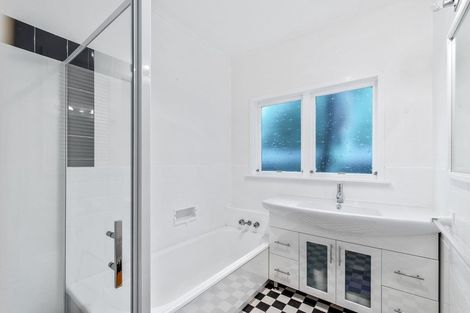 Photo of property in 10 Rata Street, Waikanae, 5036