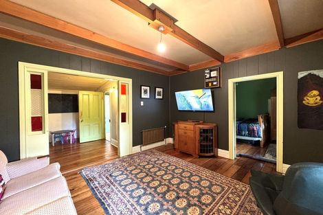 Photo of property in 10 Hinahina Road, Owaka, 9586