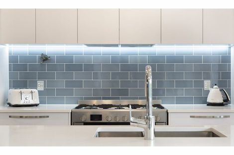 Photo of property in 22 Boocock Crescent, Orewa, 0931