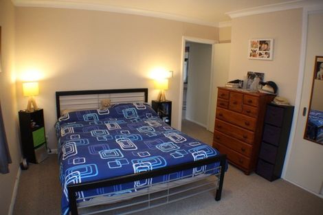 Photo of property in 26 Hewer Crescent, Naenae, Lower Hutt, 5011