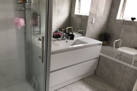 Photo of property in 12 Kotuku Crescent, Takanini, 2112