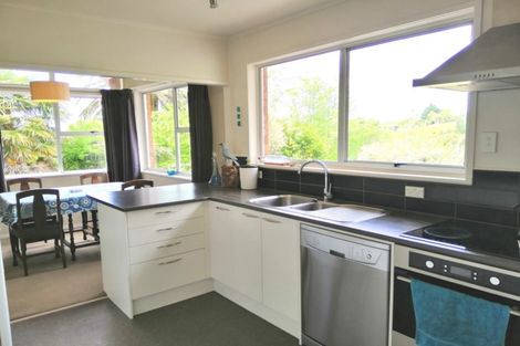 Photo of property in 12 Shaw Road, Oratia, Auckland, 0604