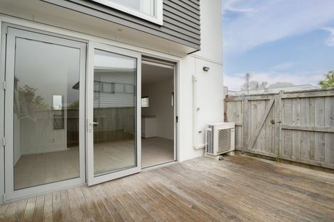 Photo of property in 13/32 Dr Taylor Terrace, Johnsonville, Wellington, 6037