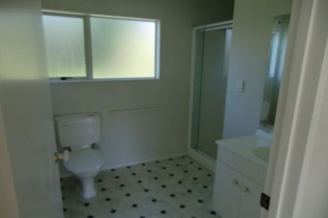 Photo of property in 1/15 Mandica Place, Sunnynook, Auckland, 0632