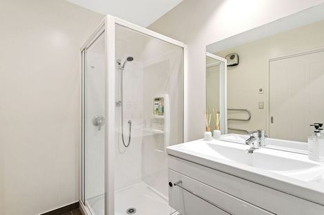 Photo of property in 40 Halton Street, Strowan, Christchurch, 8052